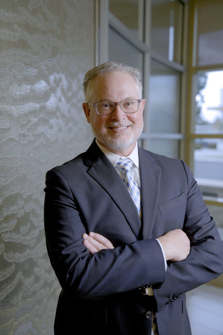 David Harrington, director general y presidente