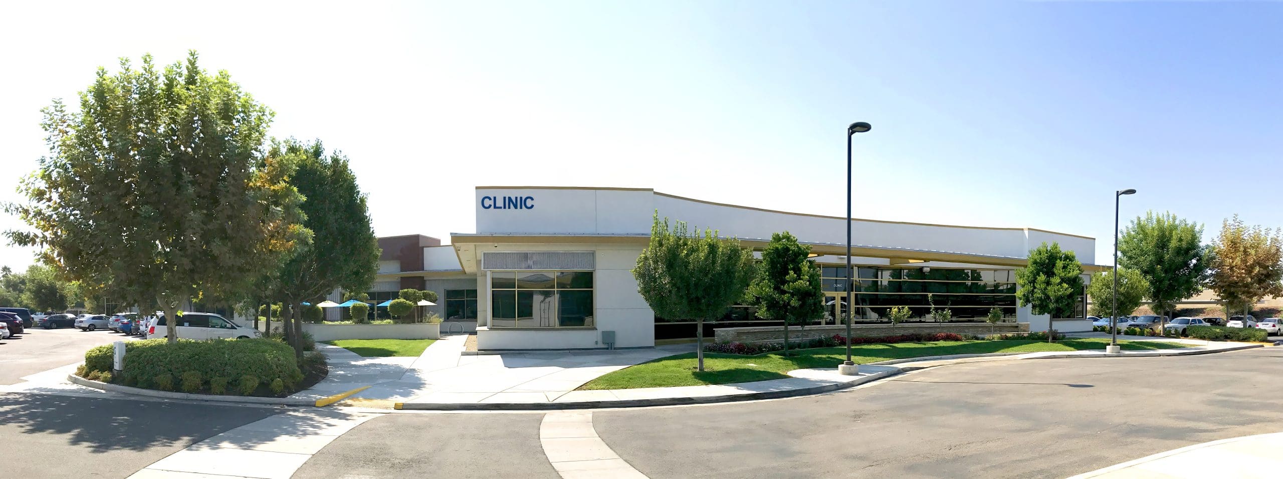 Sede central de CNS en Bakersfield, edificio de la clínica