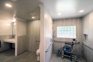 Plano residence, bathroom